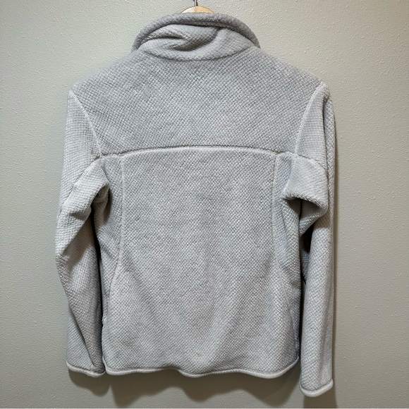 Patagonia Women’s Quarter Snap Fleece - Picture 10 of 10